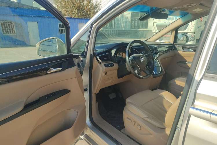 Used Buick GL8 2018 ES 28T Luxury Model China VI Standard
