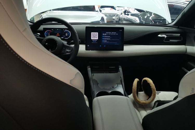 Used BYD Seal 06 New Energy 2024 DM-i 120KM Luxury Model
