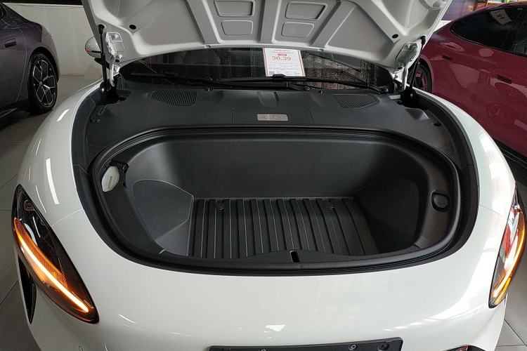 Used  SU7 2024 Rear-Drive Long-Range Intelligent Driving Version
