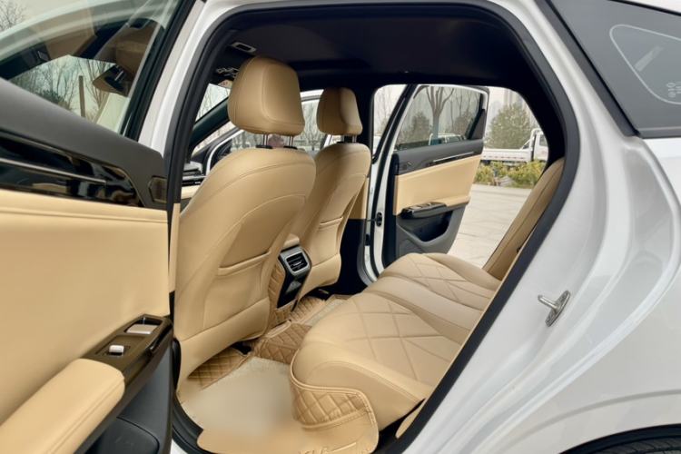 Used  L6 2024 125km PLUS Dragon Edition