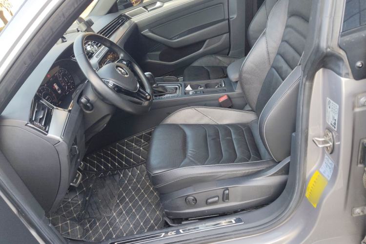 Used Volkswagen FAW-Volkswagen CC 2019 380TSI Glamour Edition China VI Standard
