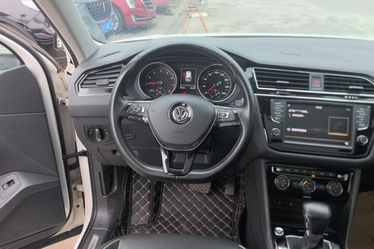 Used Volkswagen Tiguan L 2018 330TSI Automatic Two-Wheel Drive Flagship Edition
