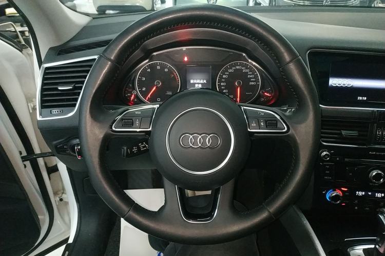 Used Audi Q5 2016 40 TFSI Technology Edition