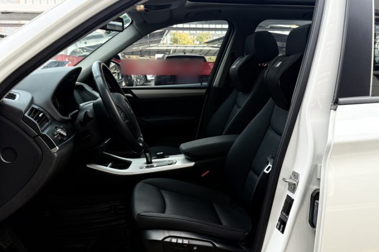 Used BMW X3 2016 sDrive20i
