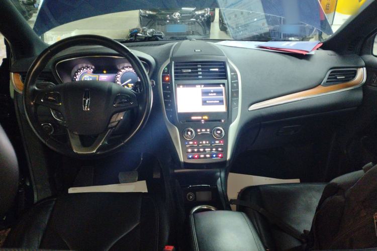 Used Lincoln MKC 2019 2.0T Two-Wheel Drive Zunya Version China VI Standard