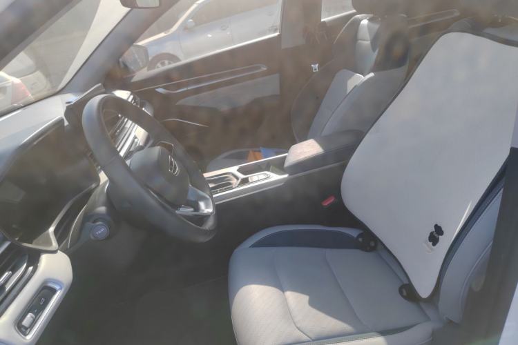 Used Geely Auto Emgrand 2022 4th Generation 1.5L CVT Flagship Model
