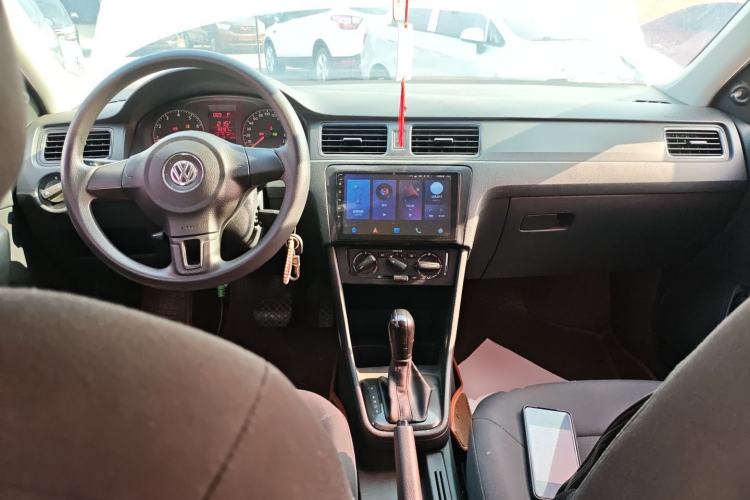 Used Volkswagen Santana 2015 1.6L Automatic Fashion Edition
