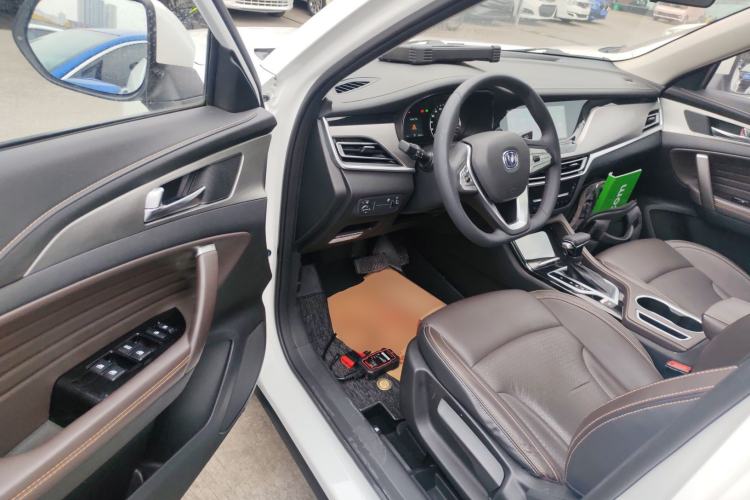 Used Changan CS35PLUS 2018 1.6L Automatic Changlian Edition China V Standard
