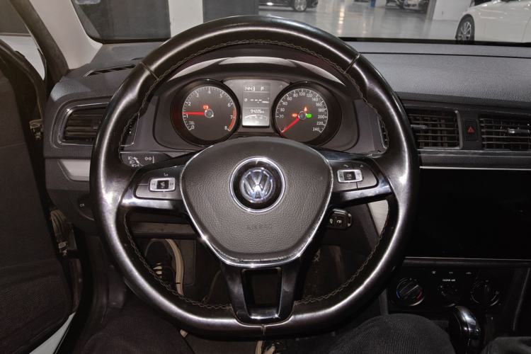 Used Volkswagen Lavida 2017 1.6L Automatic Fashion Edition
