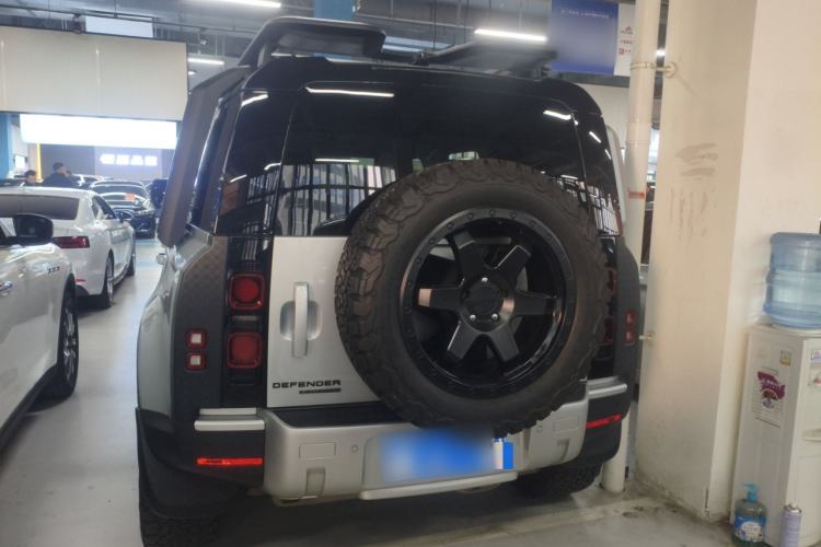 Used Land Rover Defender 2022 110 P400 Dark Edition