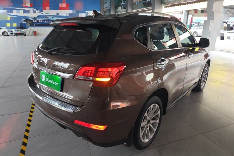 Used Haval H2 2017 Red-Label 1.5T Manual Two-Wheel Drive Luxury Model
