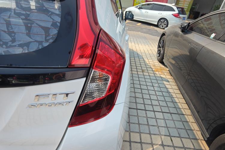 Used Honda Fit 2018 1.5L CVT Trendy Sports Edition
