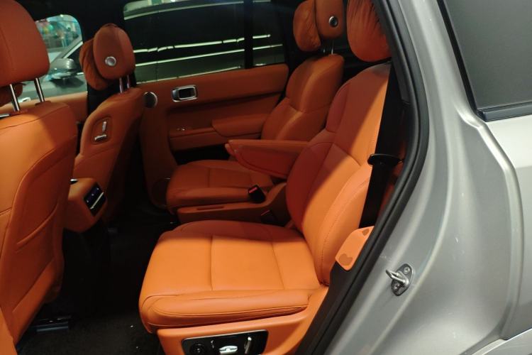 Used Li Auto L8 2023 Pro Model
