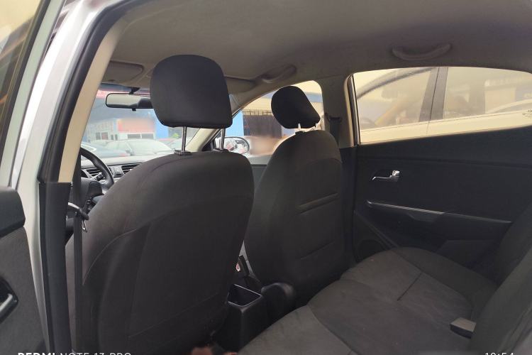 Used Kia K2 2015 Sedan 1.4L MT GLS
