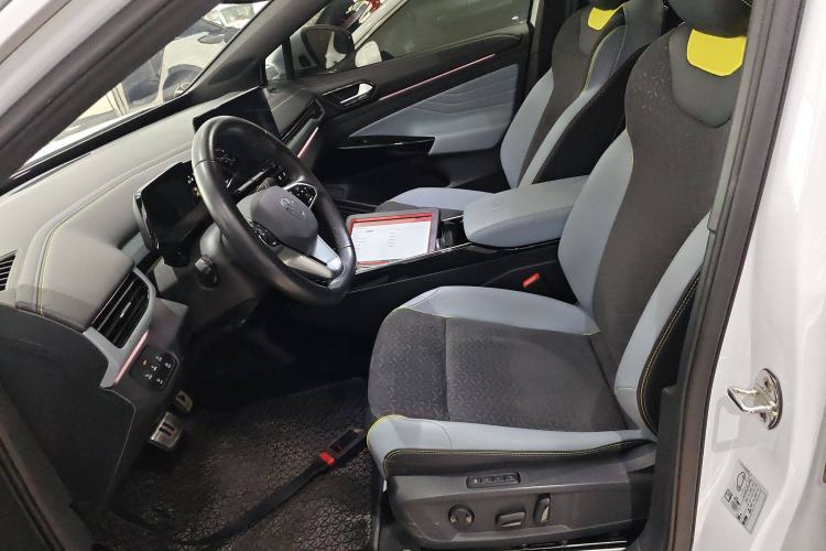 Used Volkswagen ID.4 X 2021 Pro Smart Long-Range Edition
