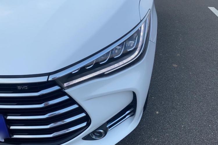 Used BYD Song MAX 2019 1.5T Manual Smart Connect Ruiyi Model 6 Seats China V Standard
