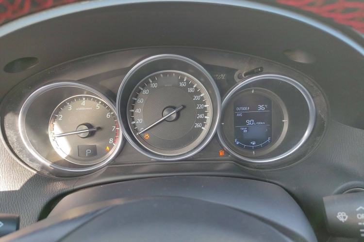 Used Mazda CX-5 2015 2.0L Automatic Two-Wheel Drive Urban Version
