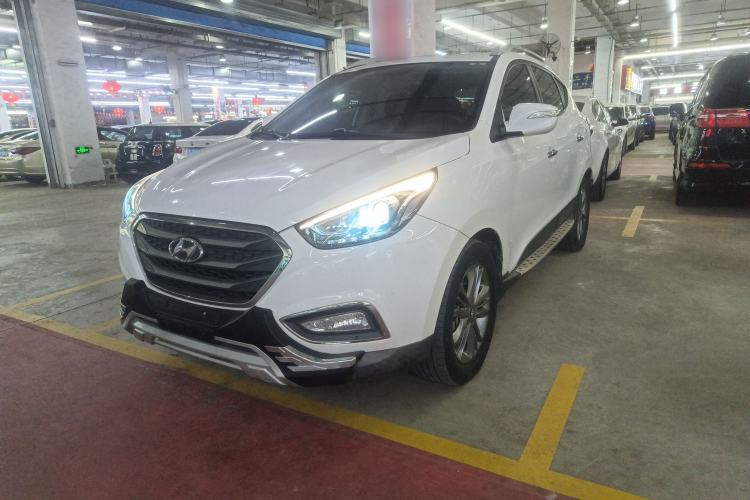 Used Hyundai ix35 2013 2.0L Automatic Two-Wheel Drive Smart GLS China IV Standard