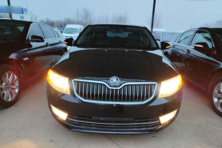 Used Skoda Octavia 2015 1.6L Automatic Yijun Edition
