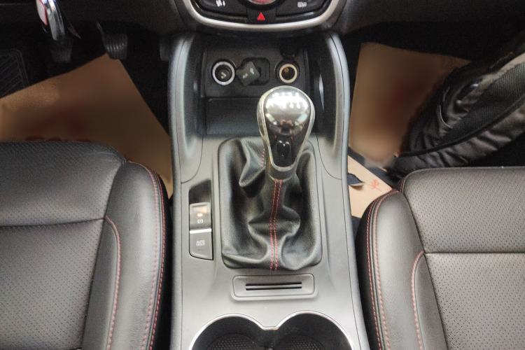 Used Changan CS75 2014 2.0L Manual Luxury Version China IV Standard
