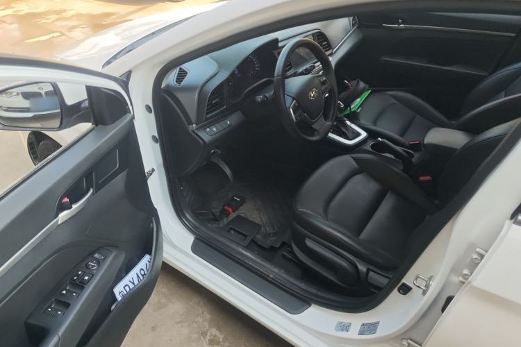 Used Hyundai Elantra 2019 1.5L CVT ZhiXuan – Elite Version
