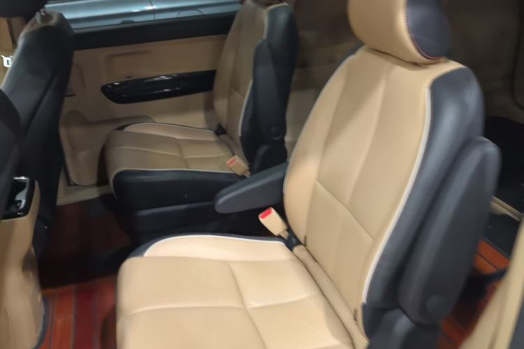 Used Kia Carnival 2015 3.3 GDI Luxury Edition China V Standard