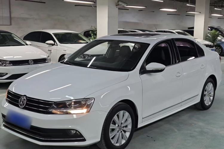 Used Volkswagen Sagitar 2016 230TSI 25th Anniversary Edition