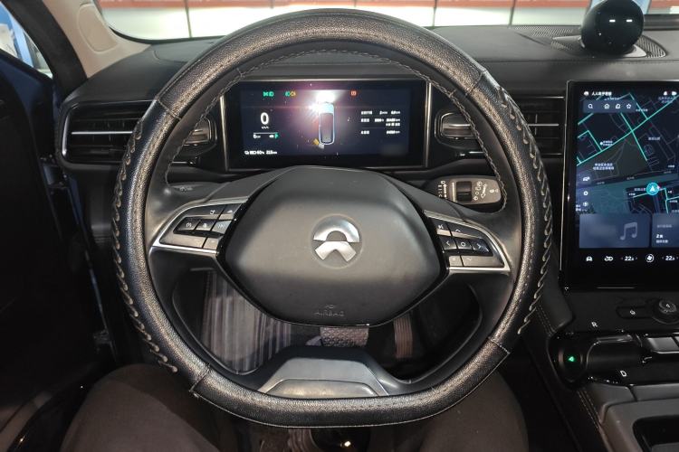 Used Nio ES8 2018 355 km Base Version 7-Seater Edition