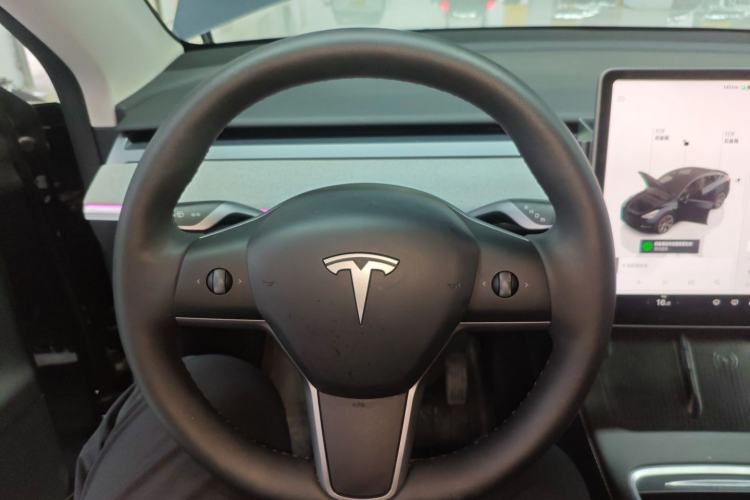 Used Tesla Model Y 2024 Rear-Wheel-Drive Version
