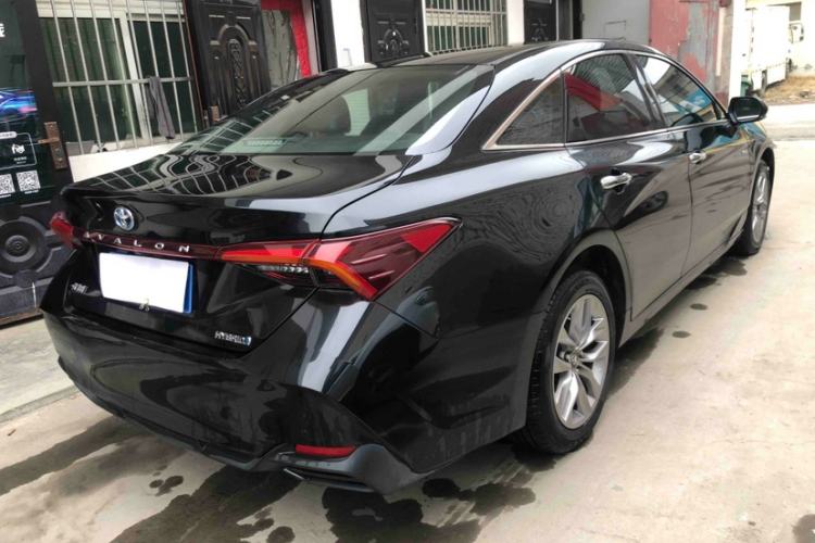 Used Toyota Avalon 2019 Dual-Engine 2.5L Luxury Edition China VI Standard