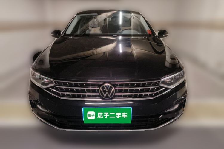 Used Volkswagen Magotan 2023 2 Million Units Commemorative Edition 330TSI DSG Luxury Version
