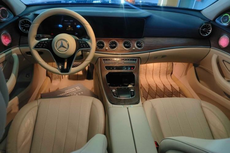 Used Mercedes-Benz E-Class 2021 Restyled E 300 L Luxury Edition
