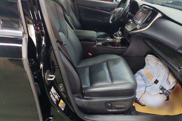 Used Toyota Crown 2018 2.0T Fashion Edition