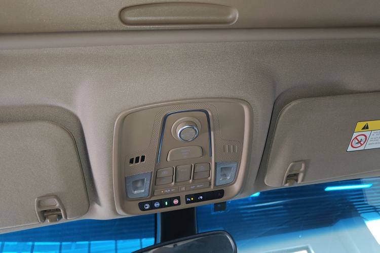 Used Buick GL8 2018 ES 28T Flagship Model China VI Standard
