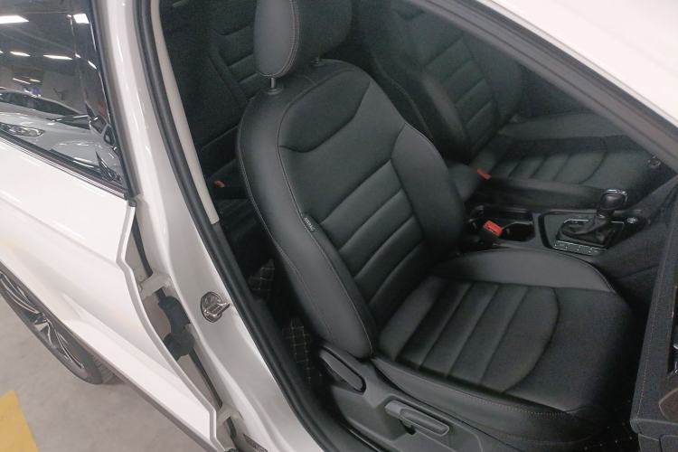 Used Volkswagen Tharu 2021 280TSI Two-Wheel-Drive Luxury Plus Edition
