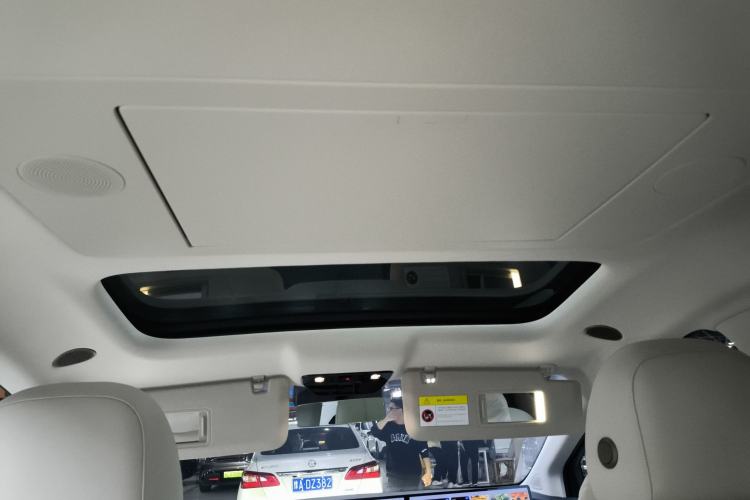 Used Li Auto Li Auto i8 2025 Standard Edition