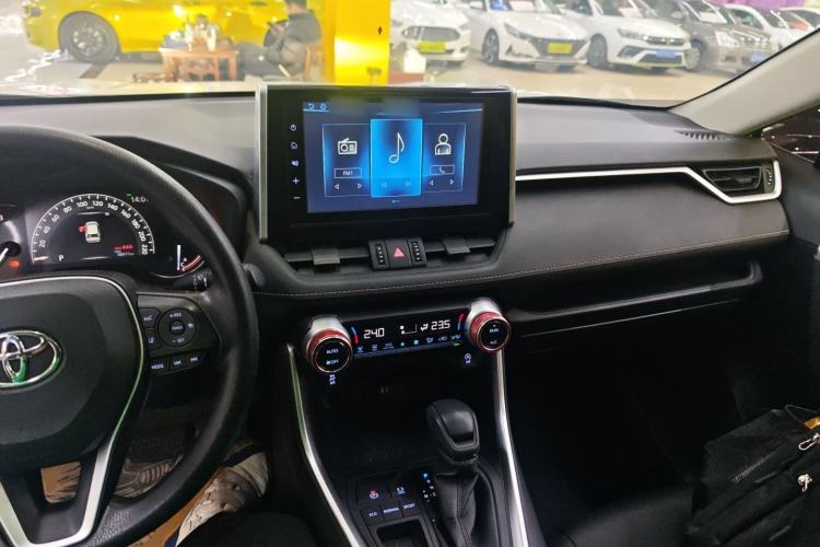 Used Toyota RAV4 2020 2.0L CVT Two-Wheel Drive Fashion Edition