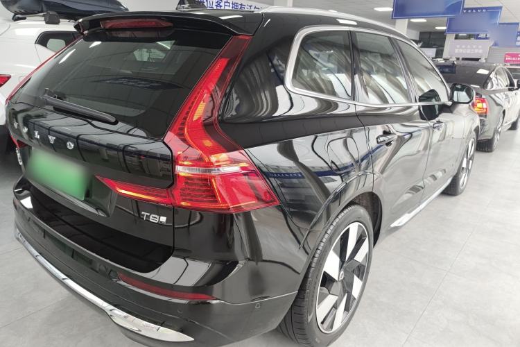 Used Volvo XC60 New Energy 2025 Plug-in Hybrid Long-Range All-Wheel Drive Smart Luxury Edition
