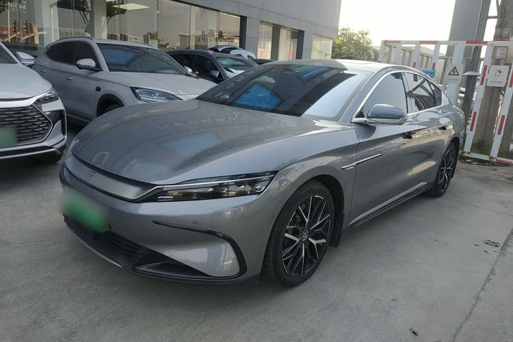Used BYD Han 2024 EV Glory Edition 610 km All-Wheel Drive "Tian Shen Zhi Jia" Intelligent Driving Model