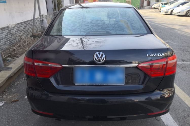 Used Volkswagen Lavida 2013 Revised Classic 1.6L Automatic Fashion Edition