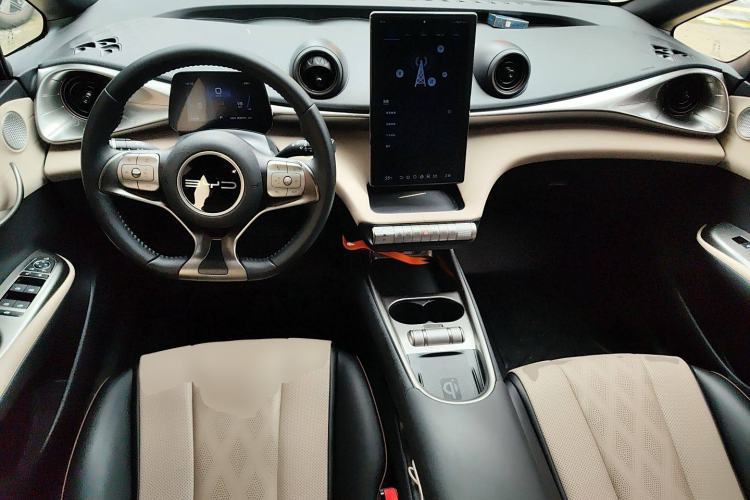 Used BYD Dolphin 2023 420 km Fashion Edition
