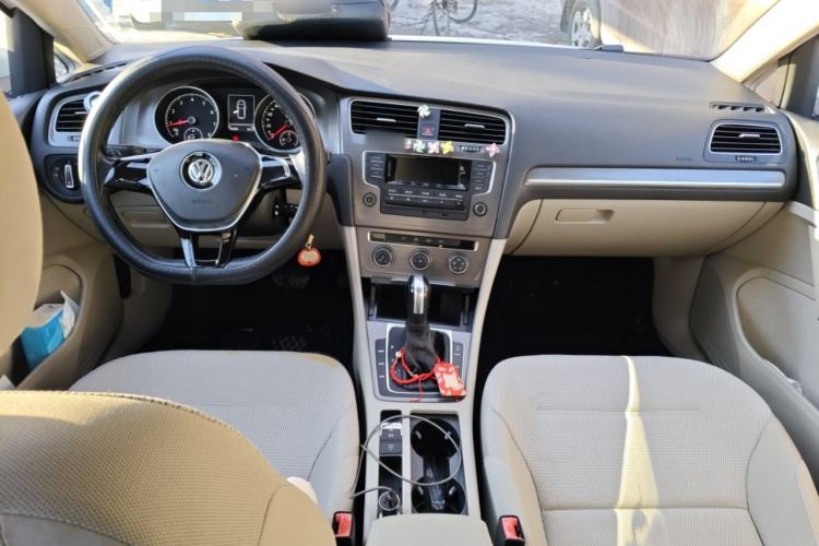 Used Volkswagen Golf 2015 1.6L Automatic Comfort Model