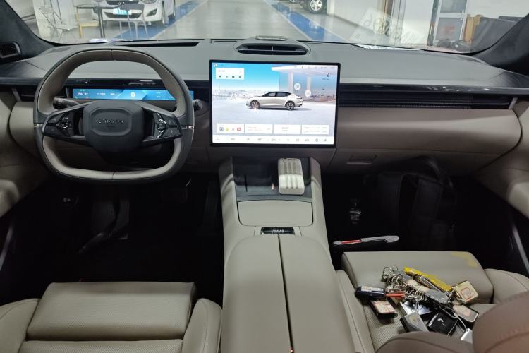 Used Lynk & Co Z10 2025 95 kWh 702 km All-Wheel Drive Intelligent Driving Ultra
