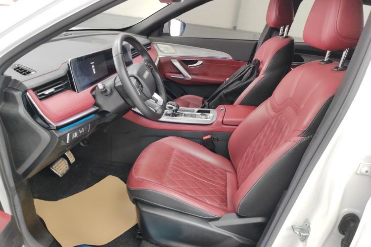 Used JETOUR X70 PLUS 2023 1.5T DCT Brave PLUS 5-Seater
