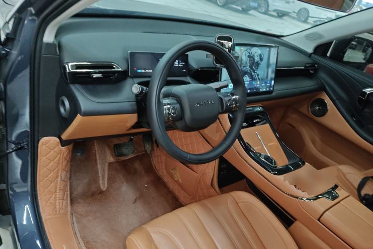 Used AION V 2024 Aion Tyrannosaurus 520 Smart Luxury Edition