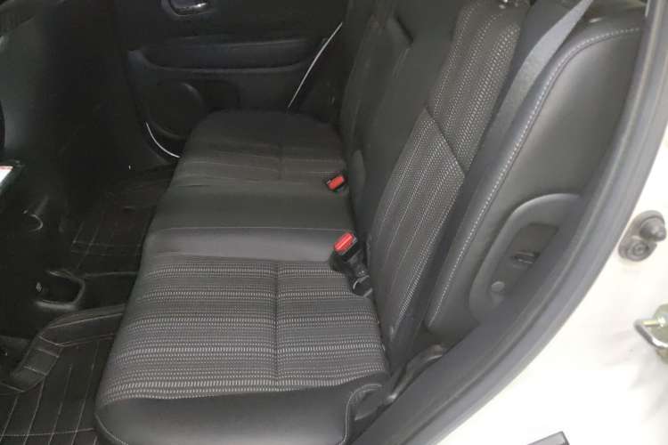 Used Honda Vezel 2017 1.8L CVT 2WD Elite Model
