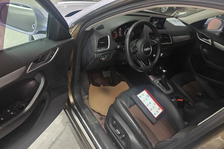 Used Audi Q3 2017 35 TFSI Fashion Model
