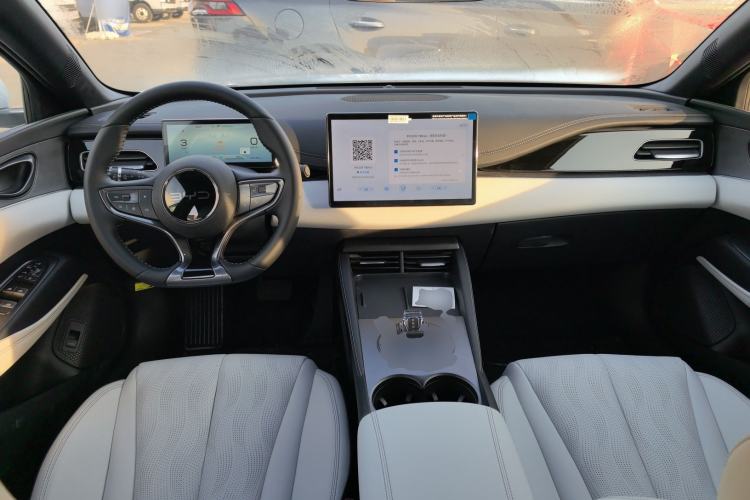 Used BYD Seal 06 New Energy 2024 DM-i 120KM Luxury Model
