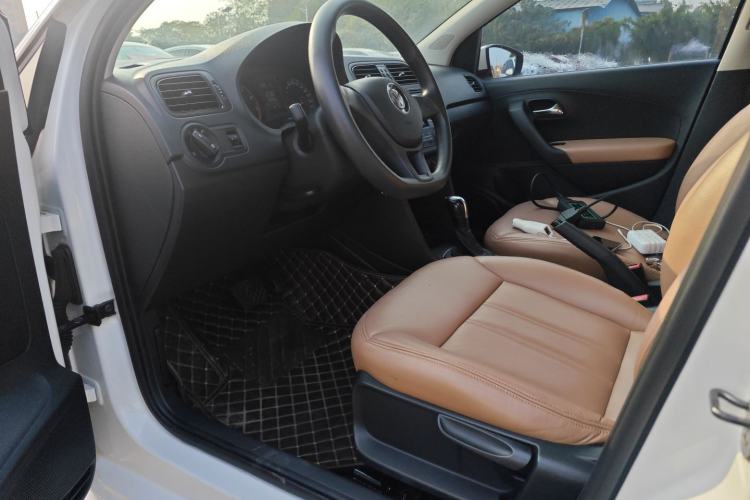 Used Volkswagen Polo 2016 1.4L Automatic Trendy Model
