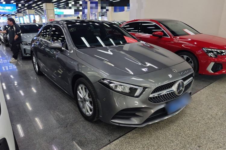 Used Mercedes-Benz A-Class 2021 A 200 L Sport Sedan Fashion Model